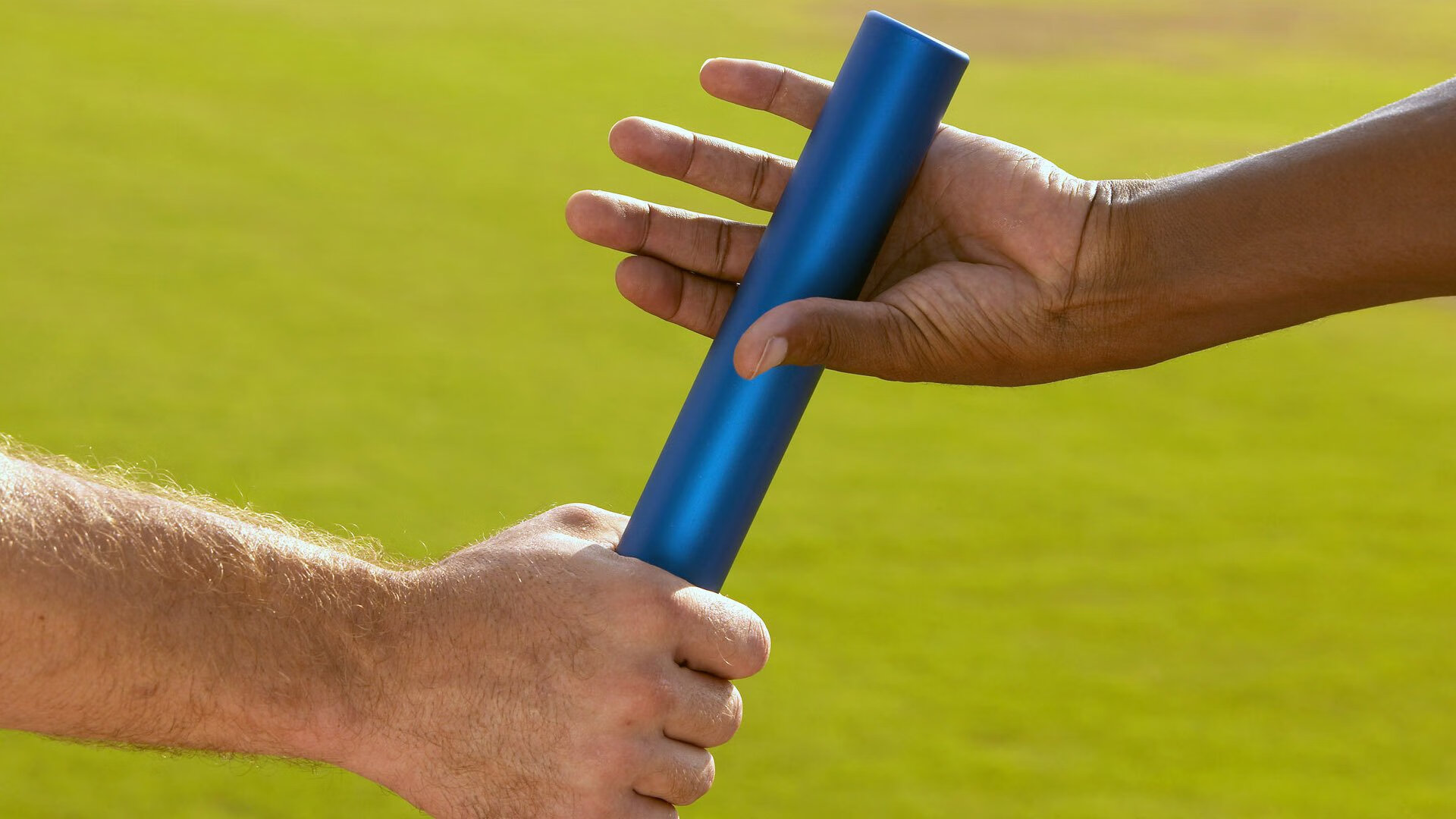 VAR的争议：科技与足球的平衡点在哪里？，足球vr技术